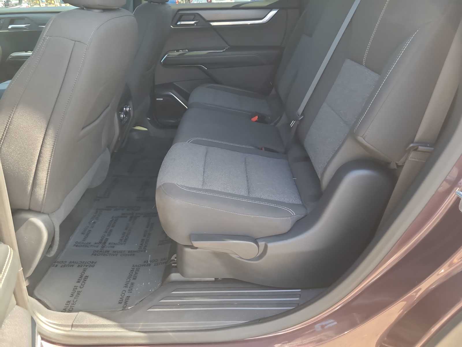 Thumbnail: 2025 GMC Acadia - 21