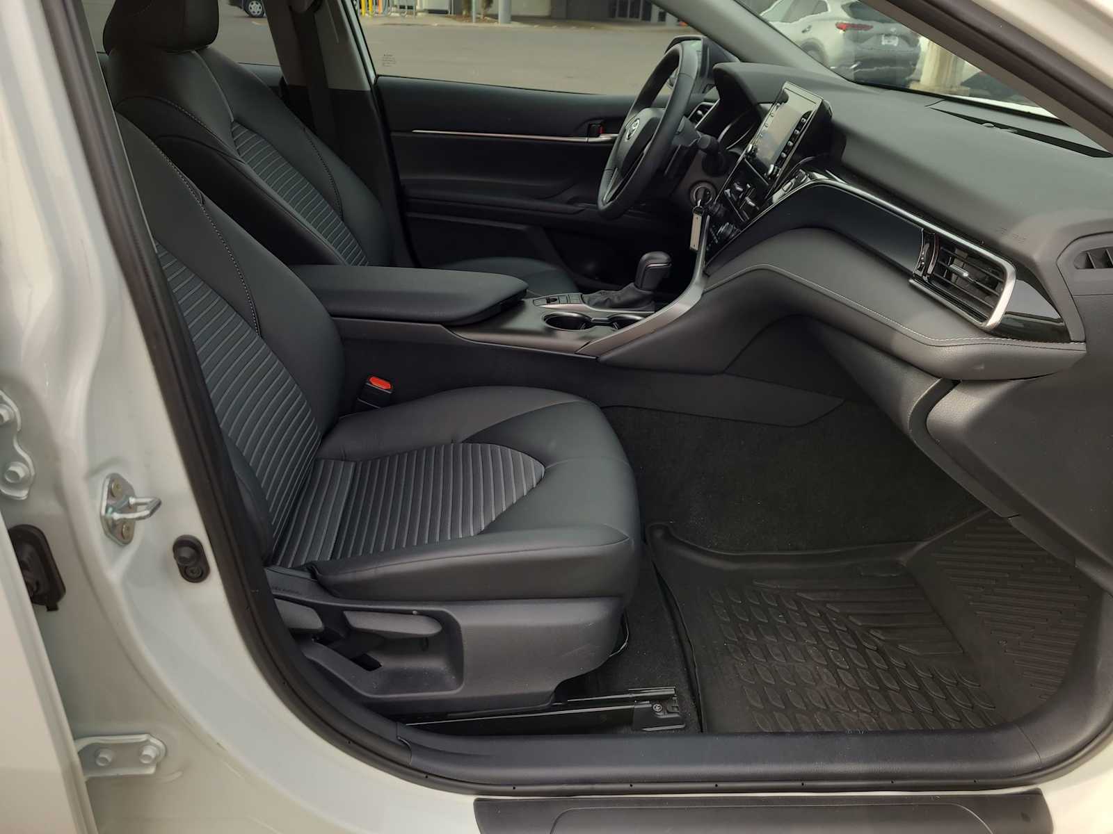 Thumbnail: 2024 Toyota Camry - 22