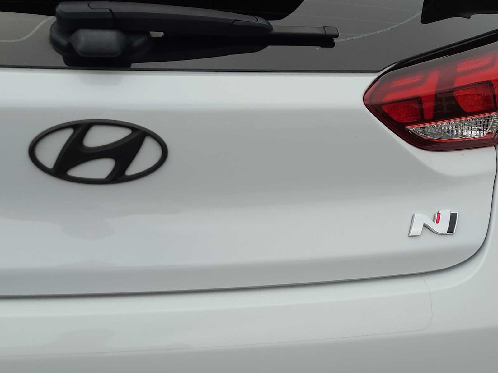 Thumbnail: 2021 Hyundai Veloster - 15