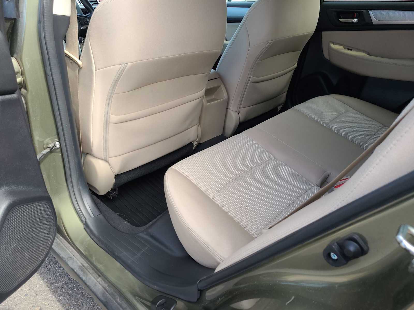 Thumbnail: 2015 Subaru Outback - 20