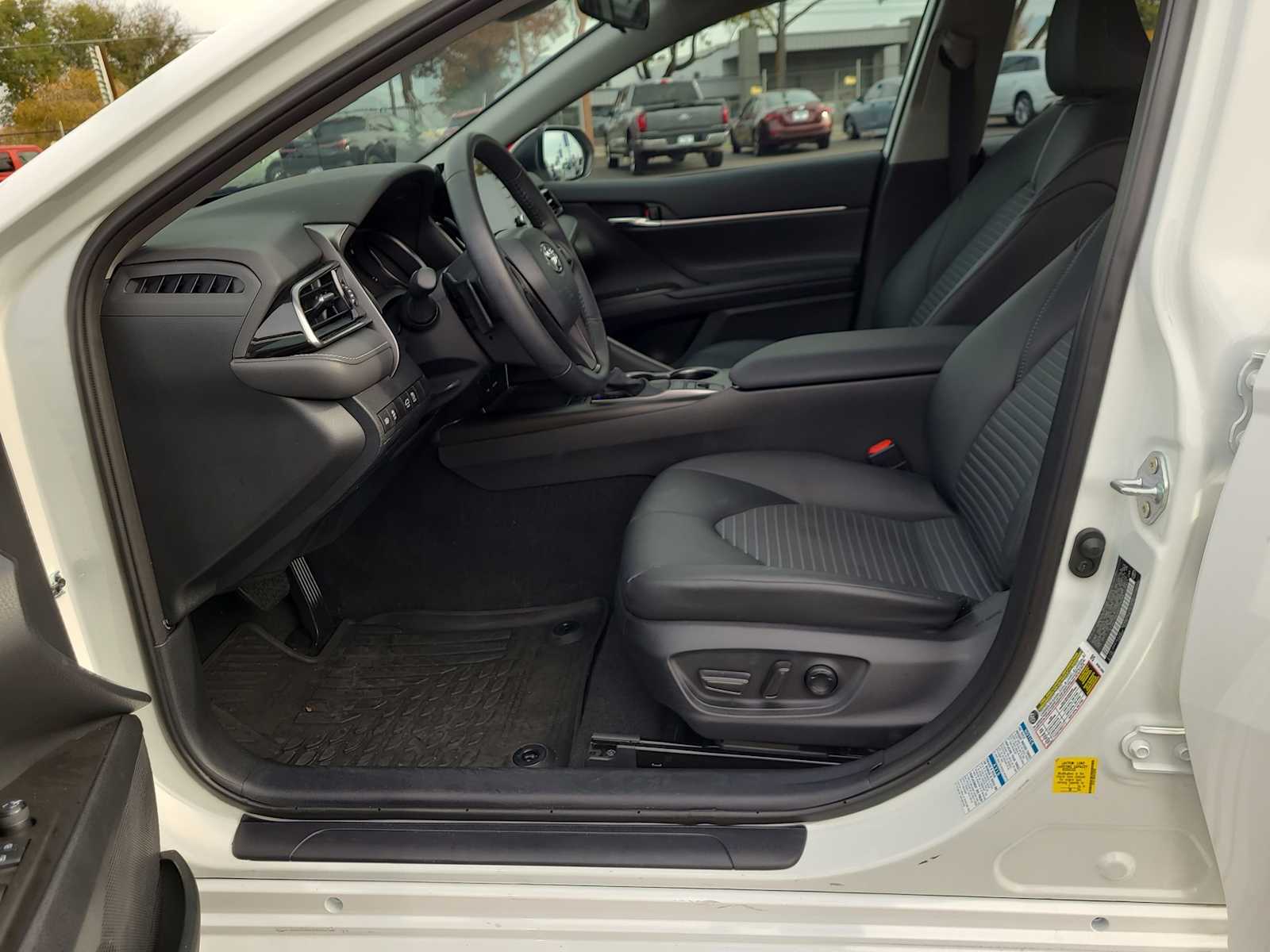 Thumbnail: 2024 Toyota Camry - 19