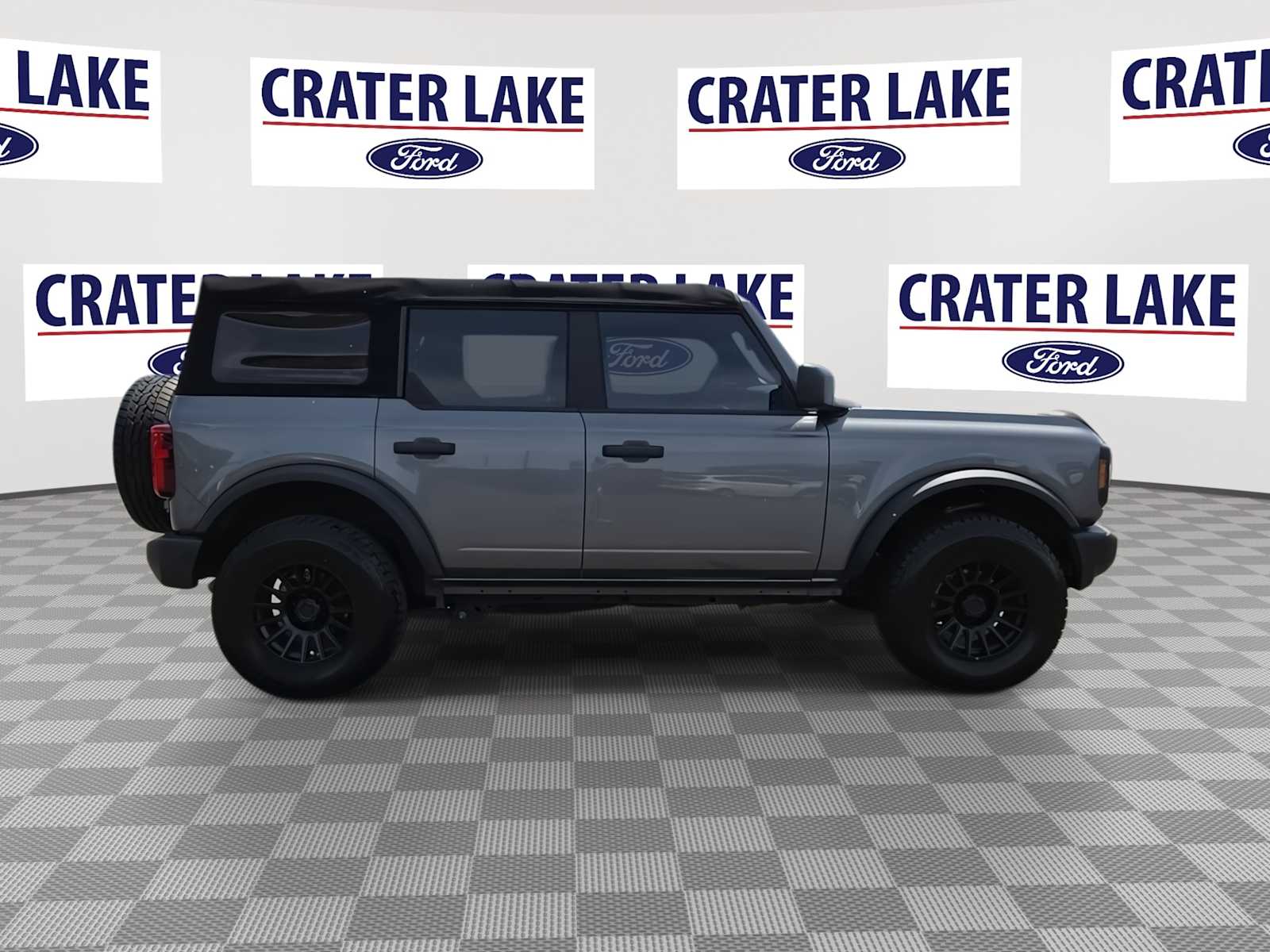 Thumbnail: 2021 Ford Bronco - 9