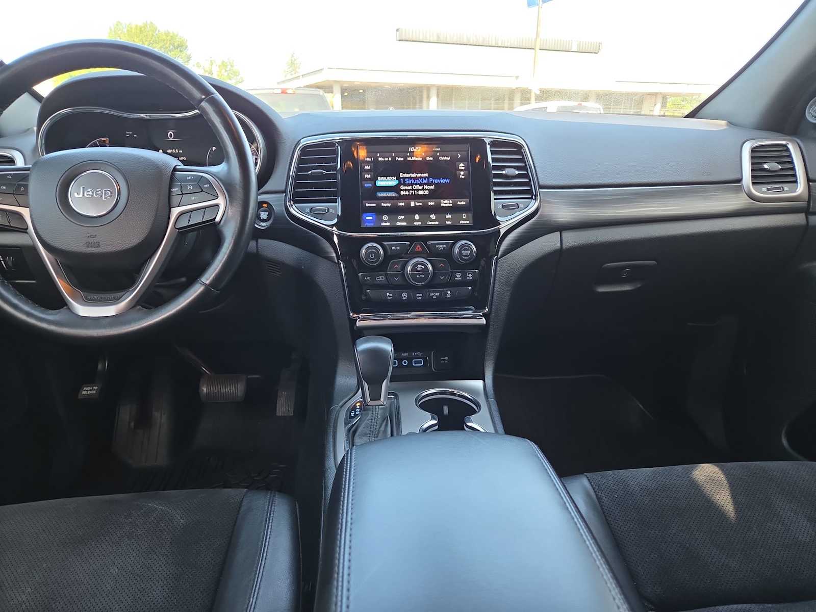 Thumbnail: 2019 Jeep Grand Cherokee - 18