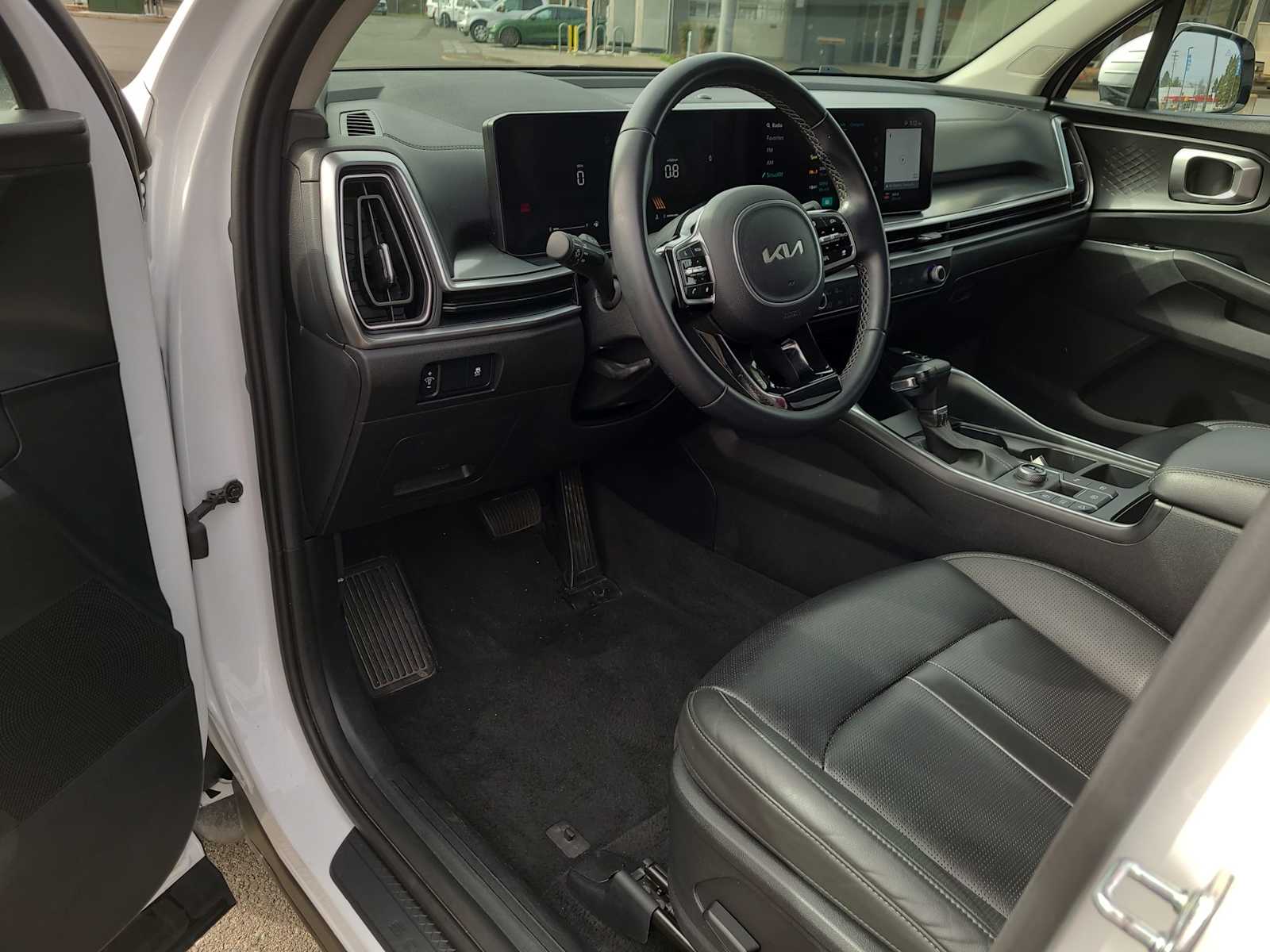 Thumbnail: 2024 Kia Sorento - 10