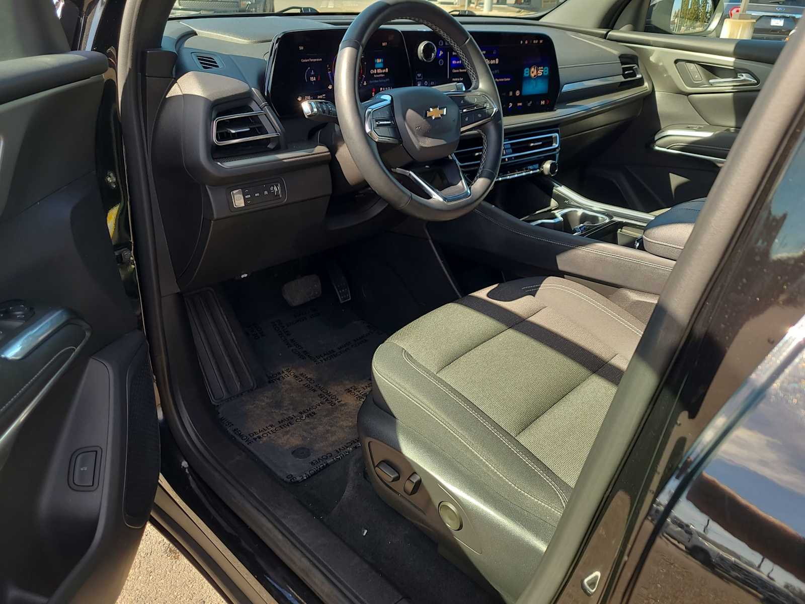 Thumbnail: 2024 Chevrolet Traverse - 10