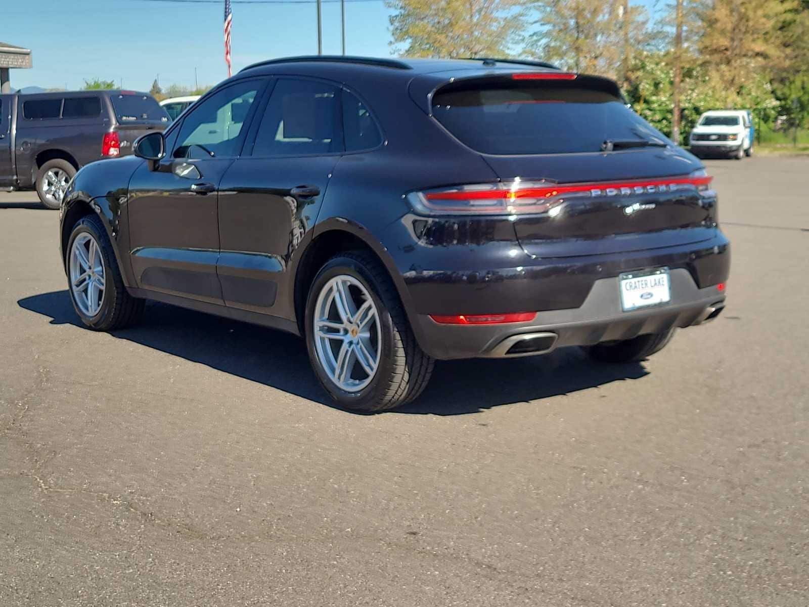 Thumbnail: 2021 Porsche Macan - 12