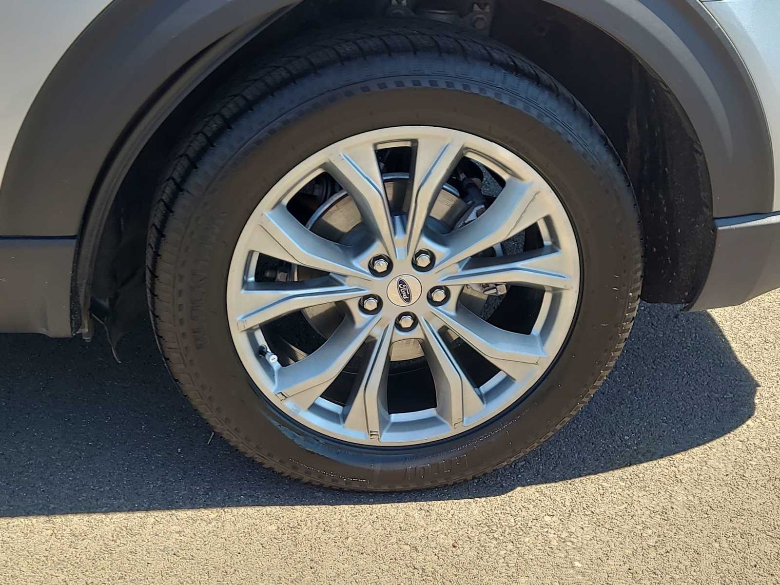 Thumbnail: 2023 Ford Explorer - 16