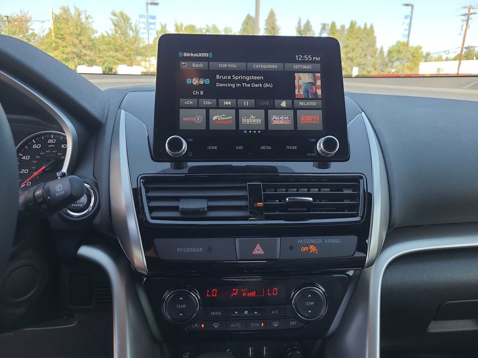 Thumbnail: 2024 Mitsubishi Eclipse Cross - 24