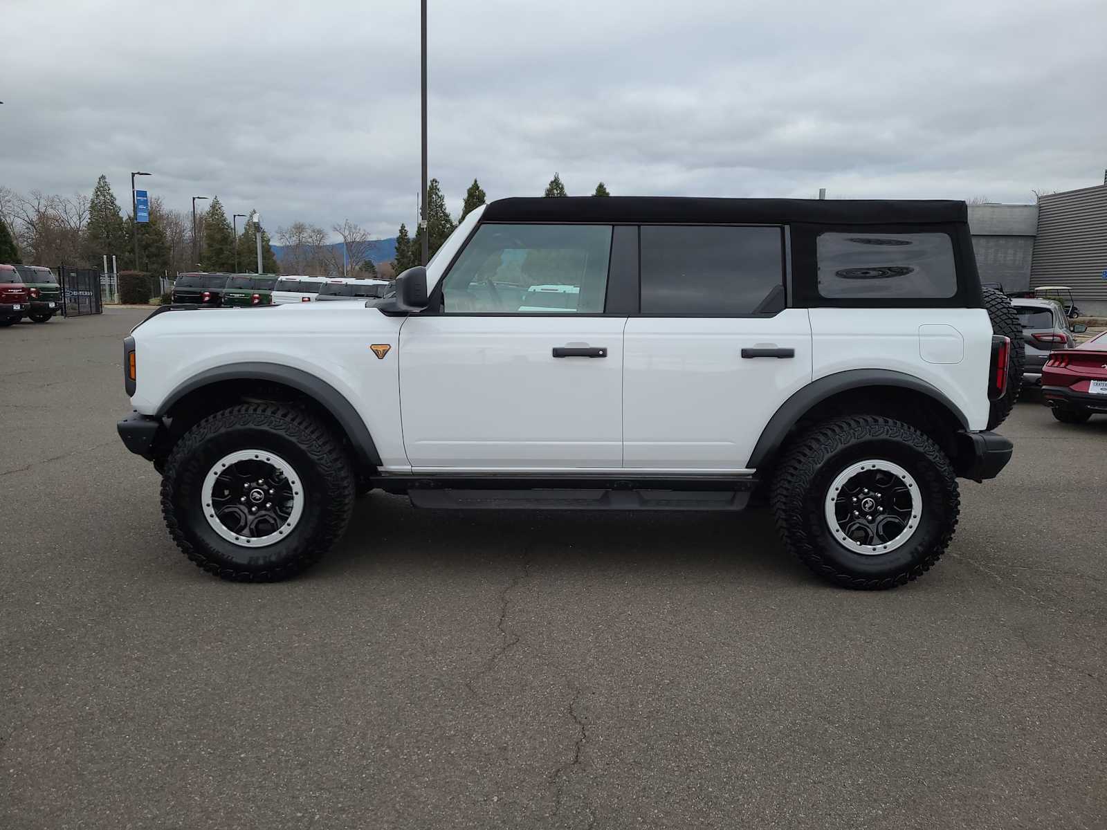 Thumbnail: 2024 Ford Bronco - 11