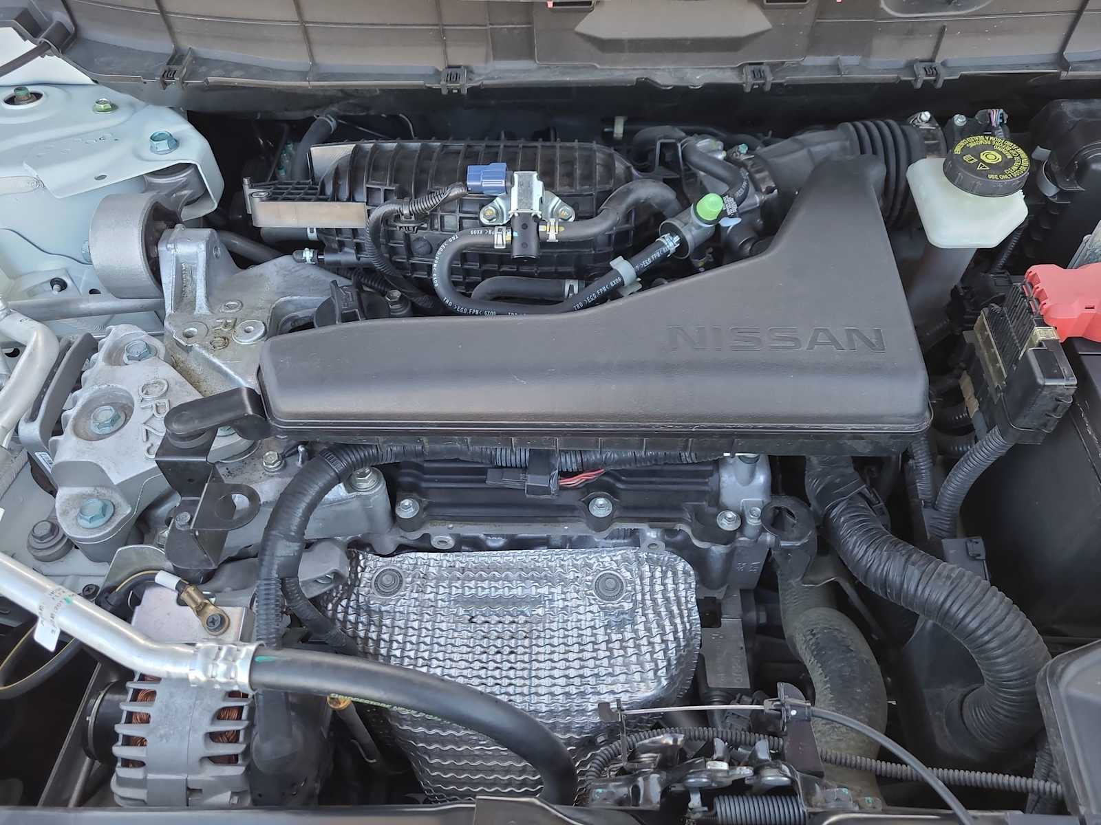 Thumbnail: 2017 Nissan Rogue - 17