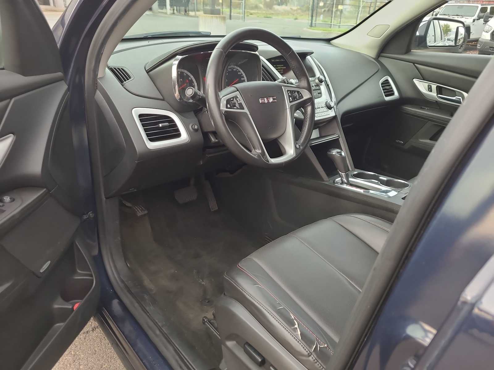 Thumbnail: 2017 GMC Terrain - 10