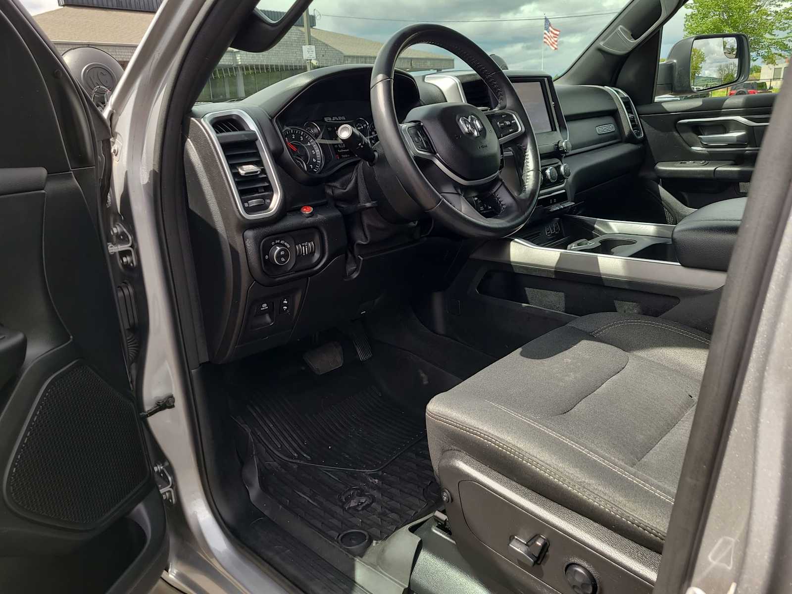 Thumbnail: 2019 RAM 1500 - 10