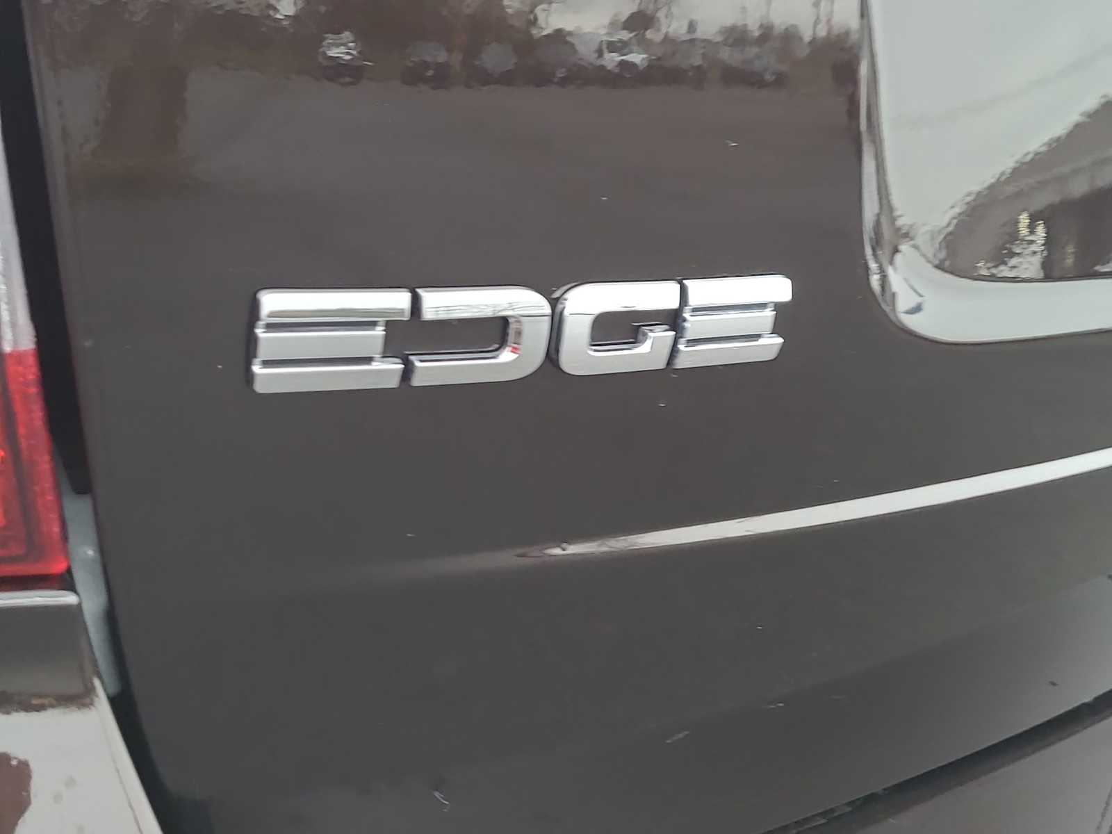 Thumbnail: 2013 Ford Edge - 15