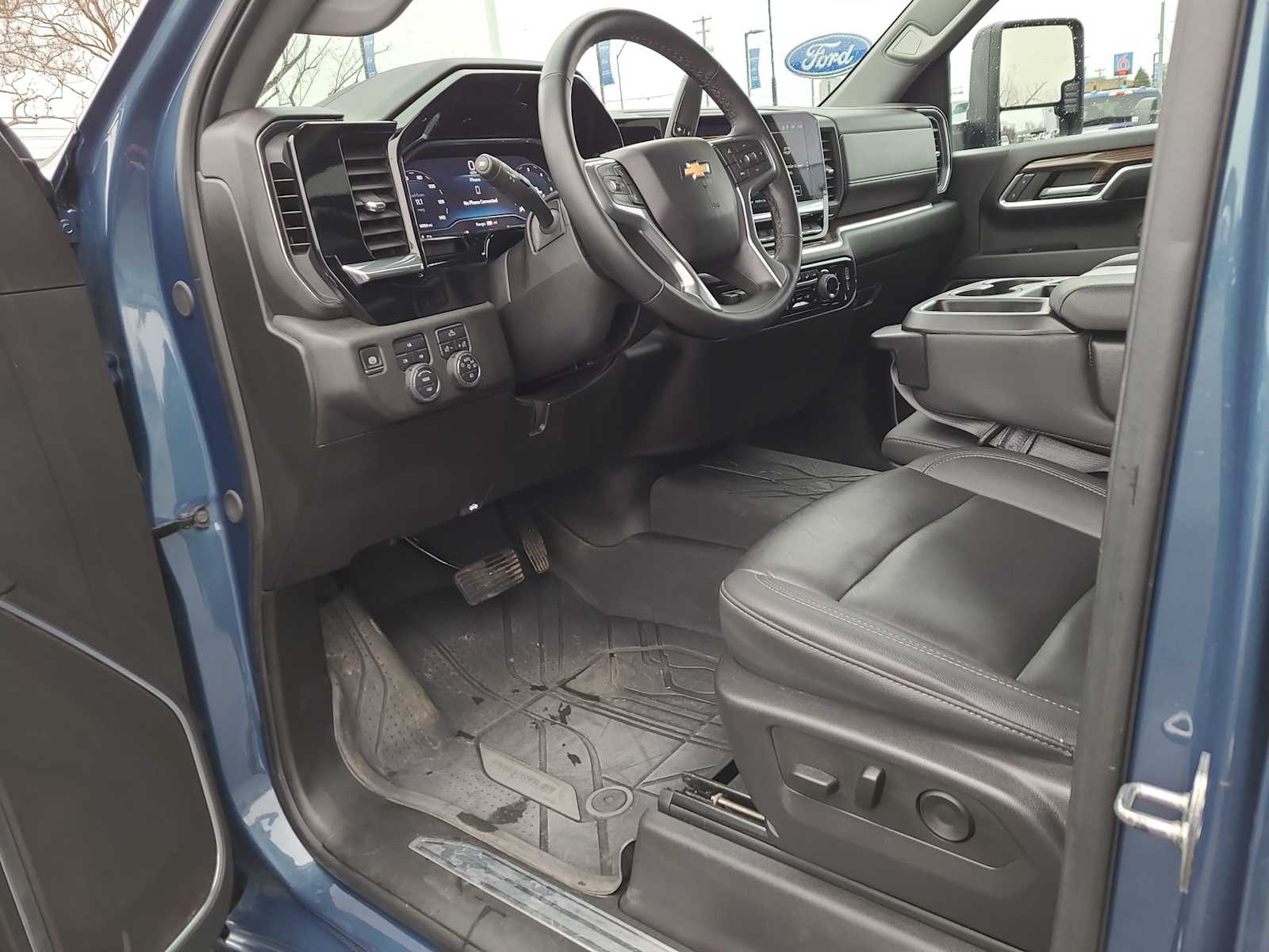 Thumbnail: 2024 Chevrolet Silverado 2500 - 10