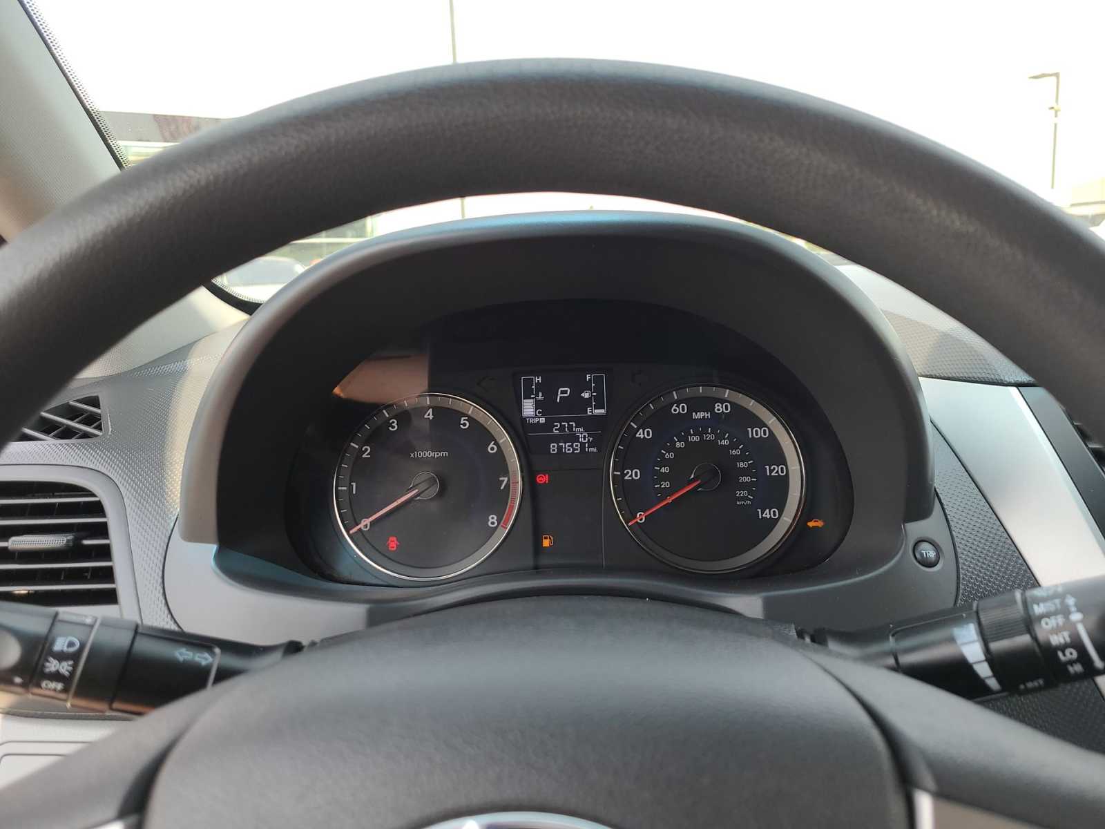 Thumbnail: 2016 Hyundai Accent - 26