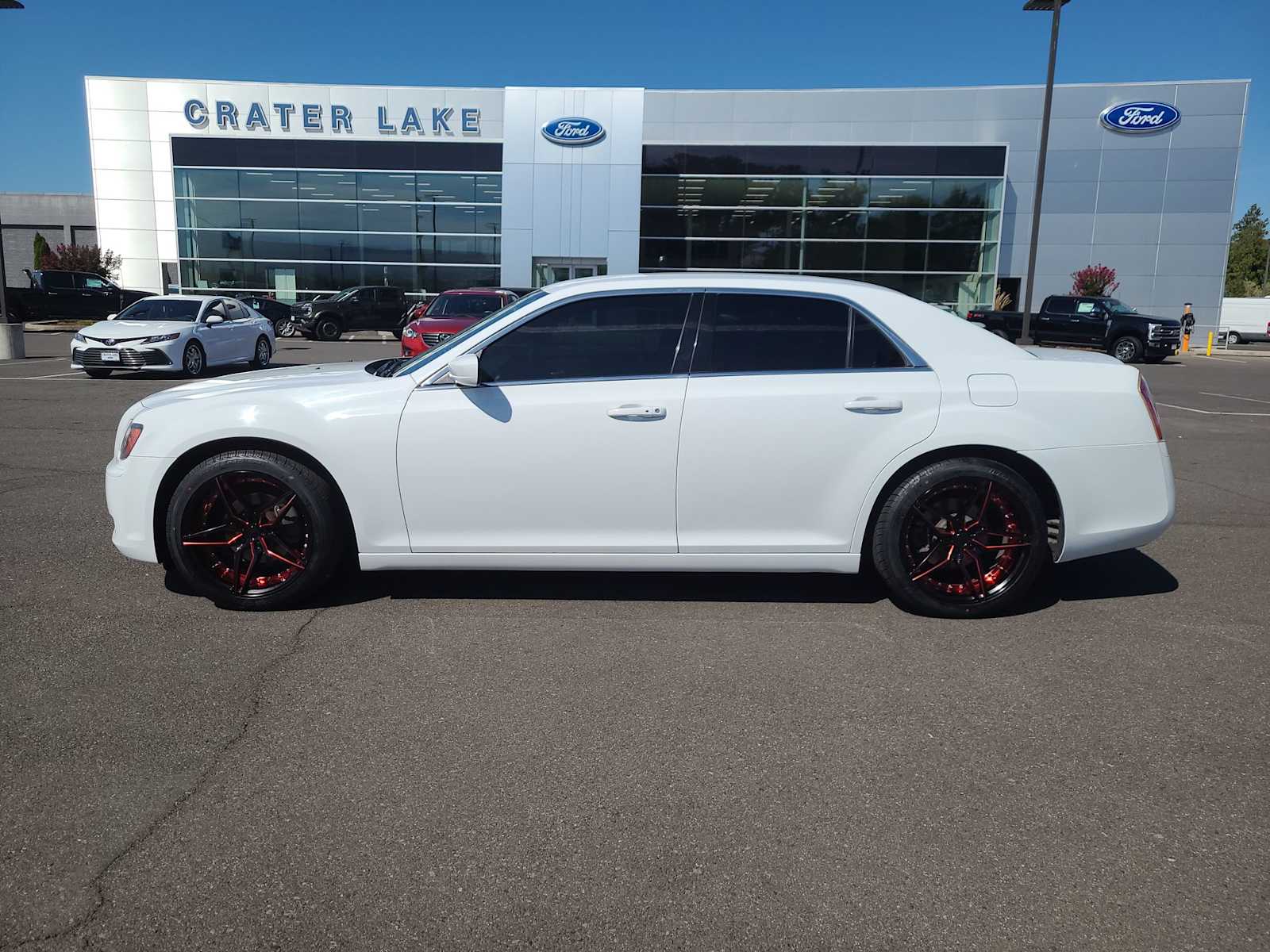 2014 Chrysler 300 S 11