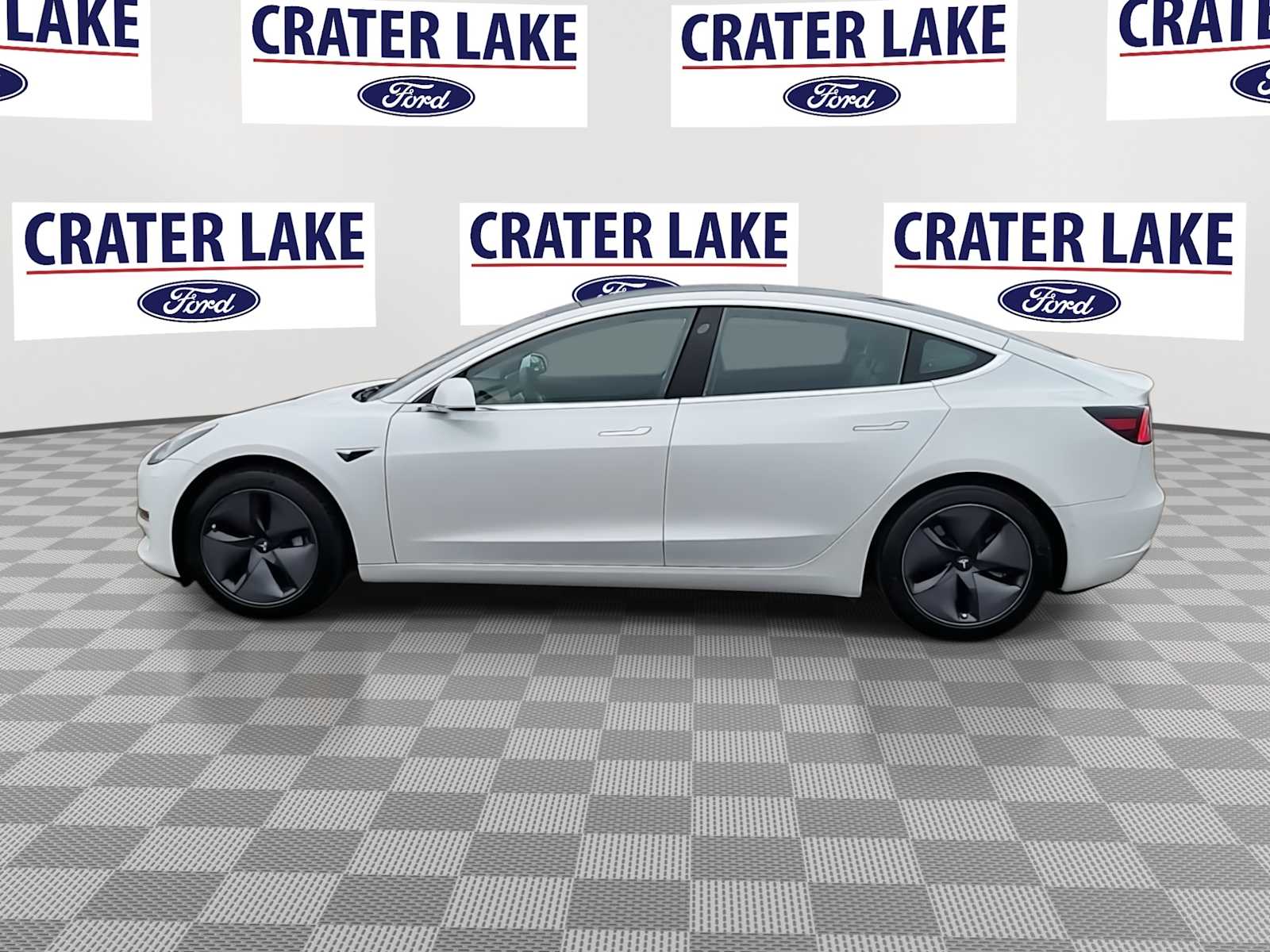 Thumbnail: 2020 Tesla Model 3 - 5