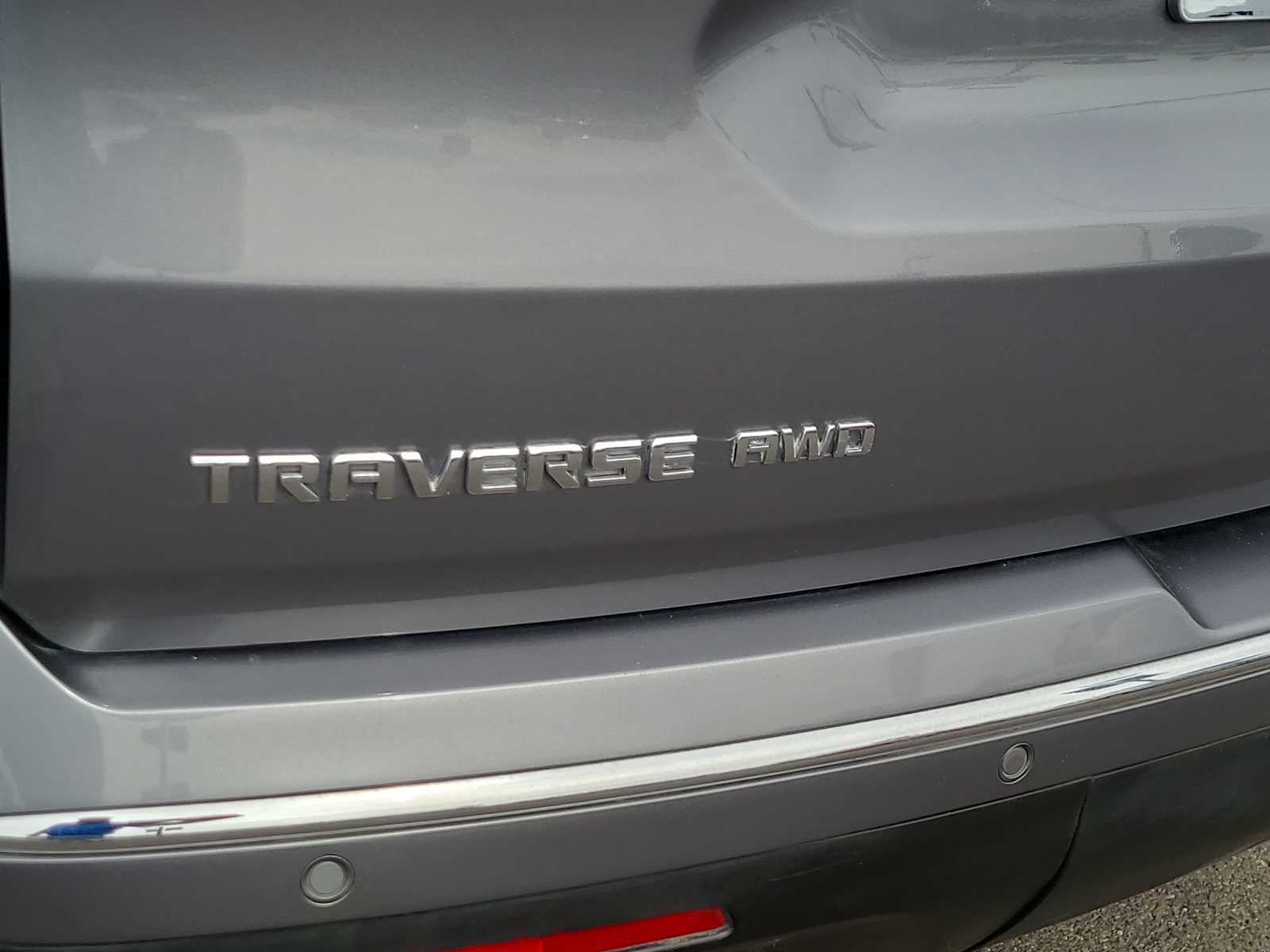 Thumbnail: 2018 Chevrolet Traverse - 15