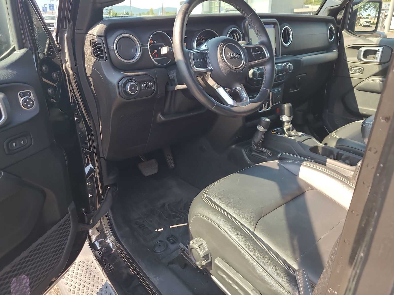 Thumbnail: 2020 Jeep Wrangler - 10