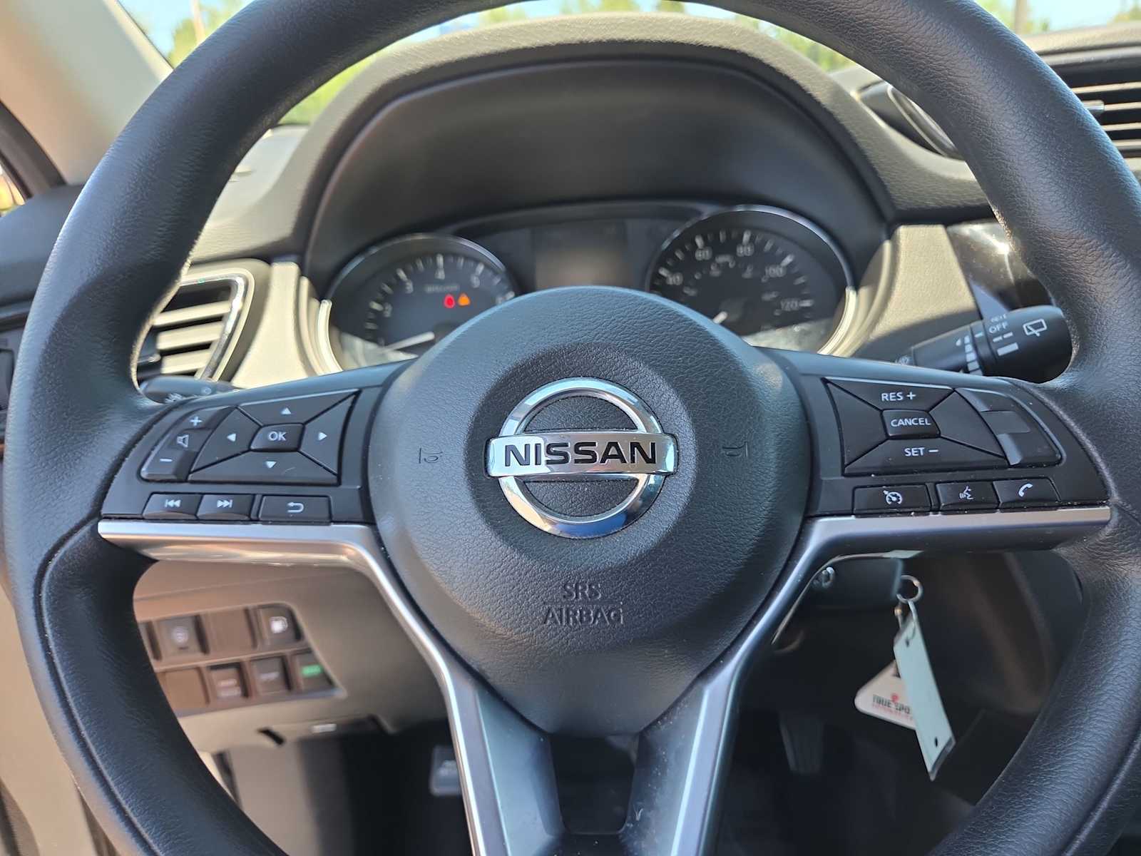 Thumbnail: 2020 Nissan Rogue - 23