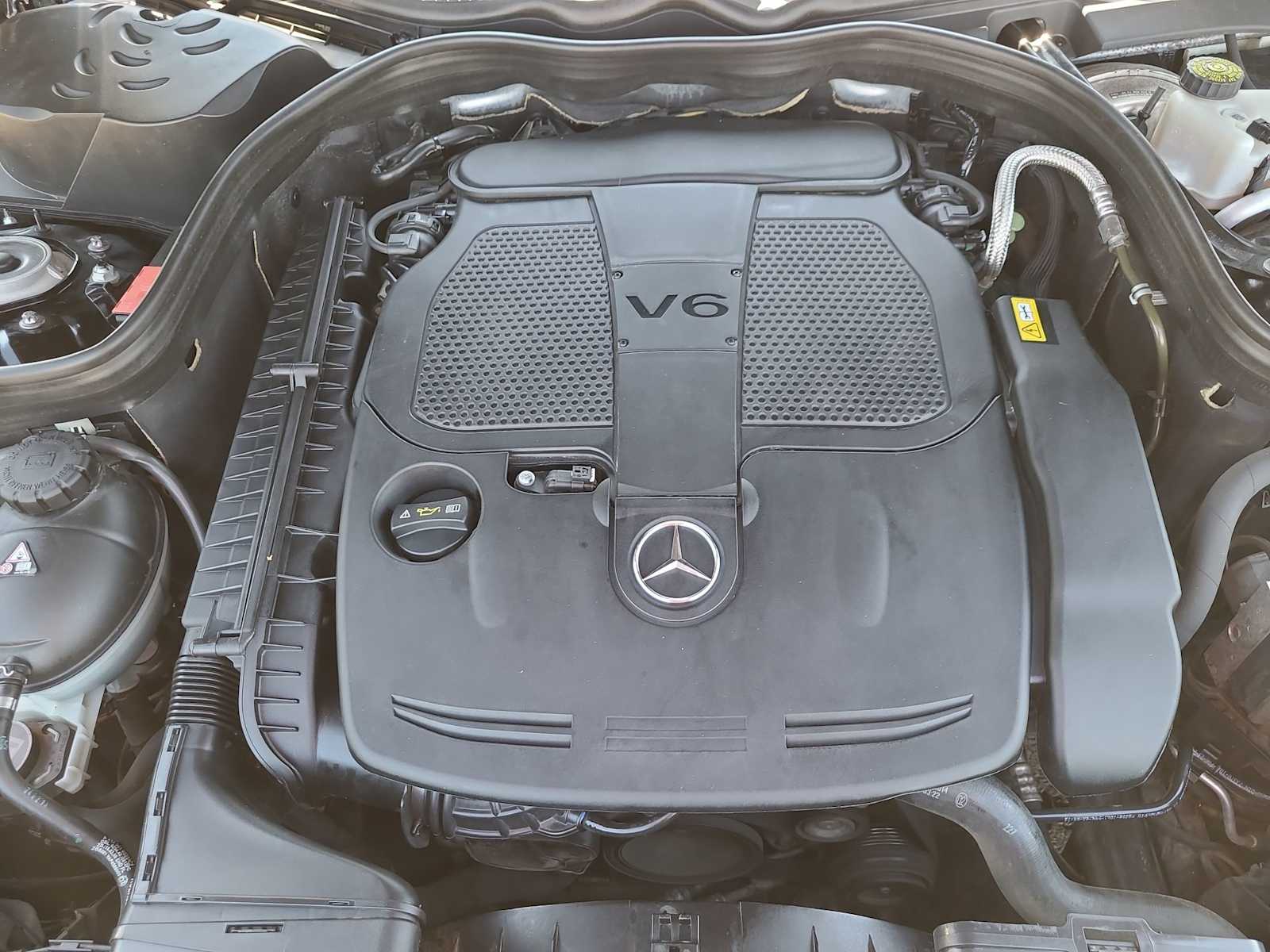 Thumbnail: 2014 Mercedes-Benz E-Class - 17