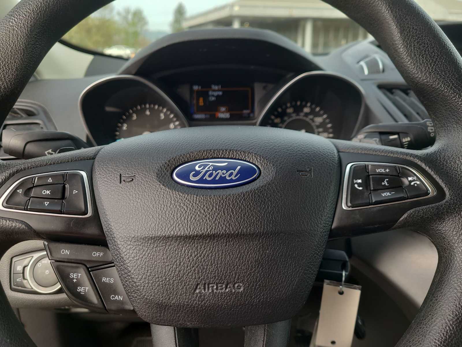 Thumbnail: 2017 Ford Escape - 23