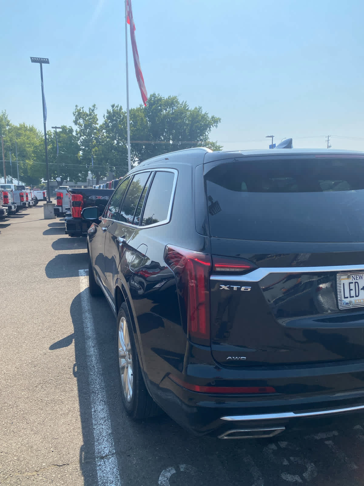 Thumbnail: 2020 Cadillac XT6 - 3