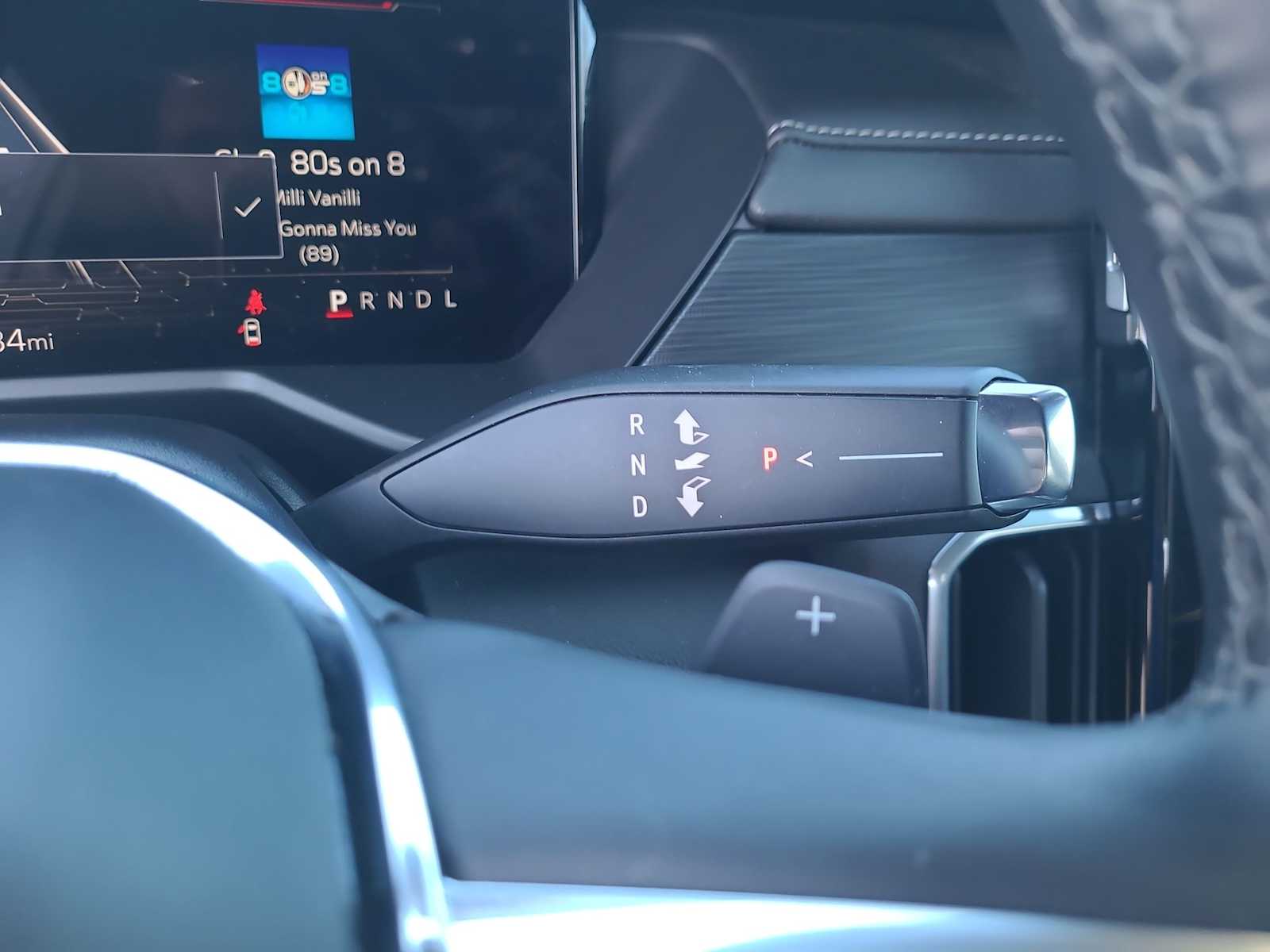 Thumbnail: 2025 GMC Acadia - 25