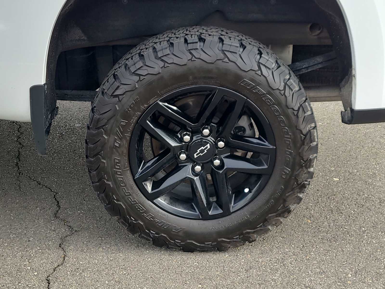 Thumbnail: 2021 Chevrolet Silverado 1500 - 16