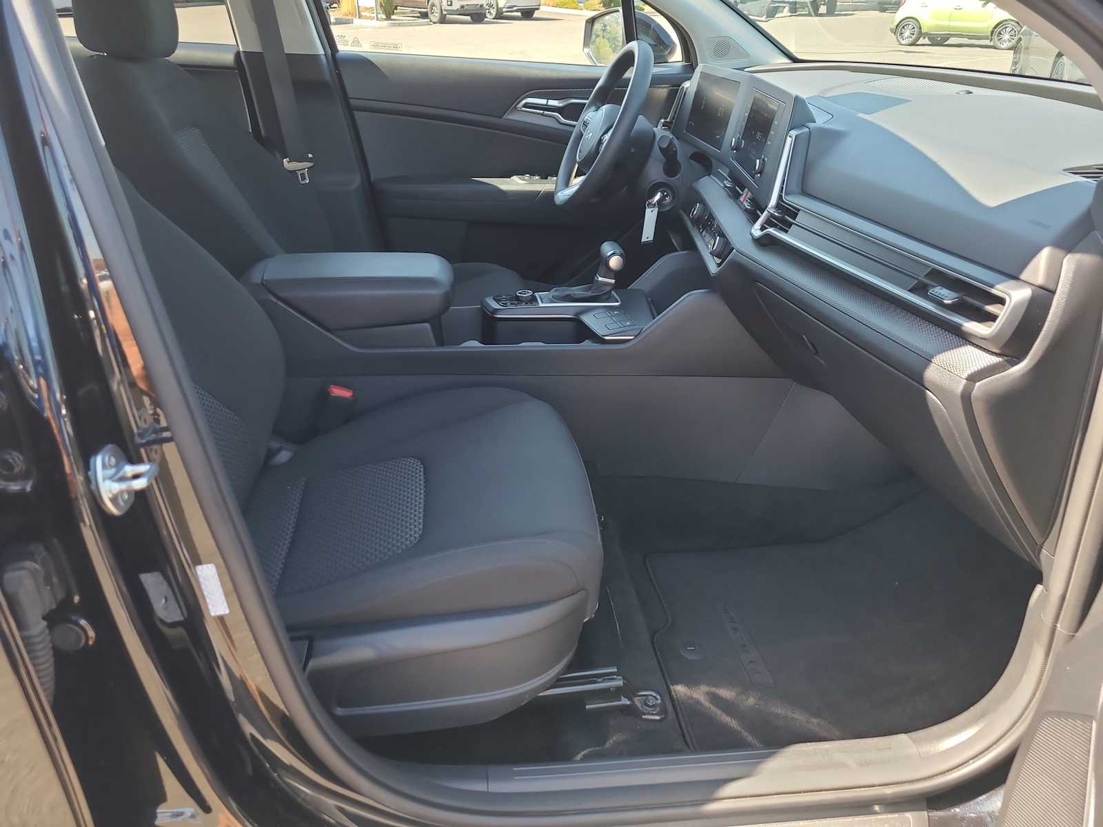 Thumbnail: 2024 Kia Sportage - 22