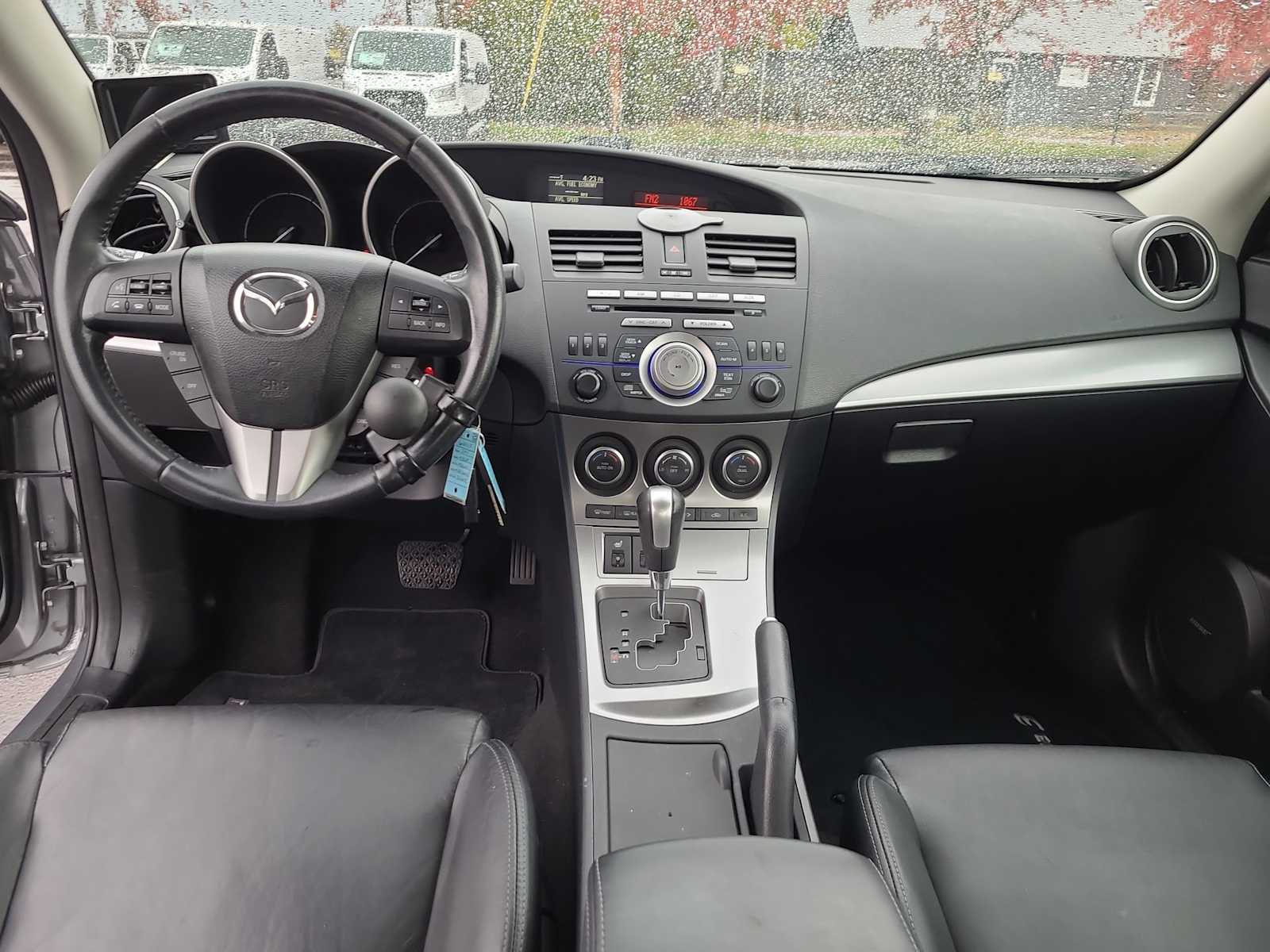 Thumbnail: 2010 Mazda Mazda3 - 18