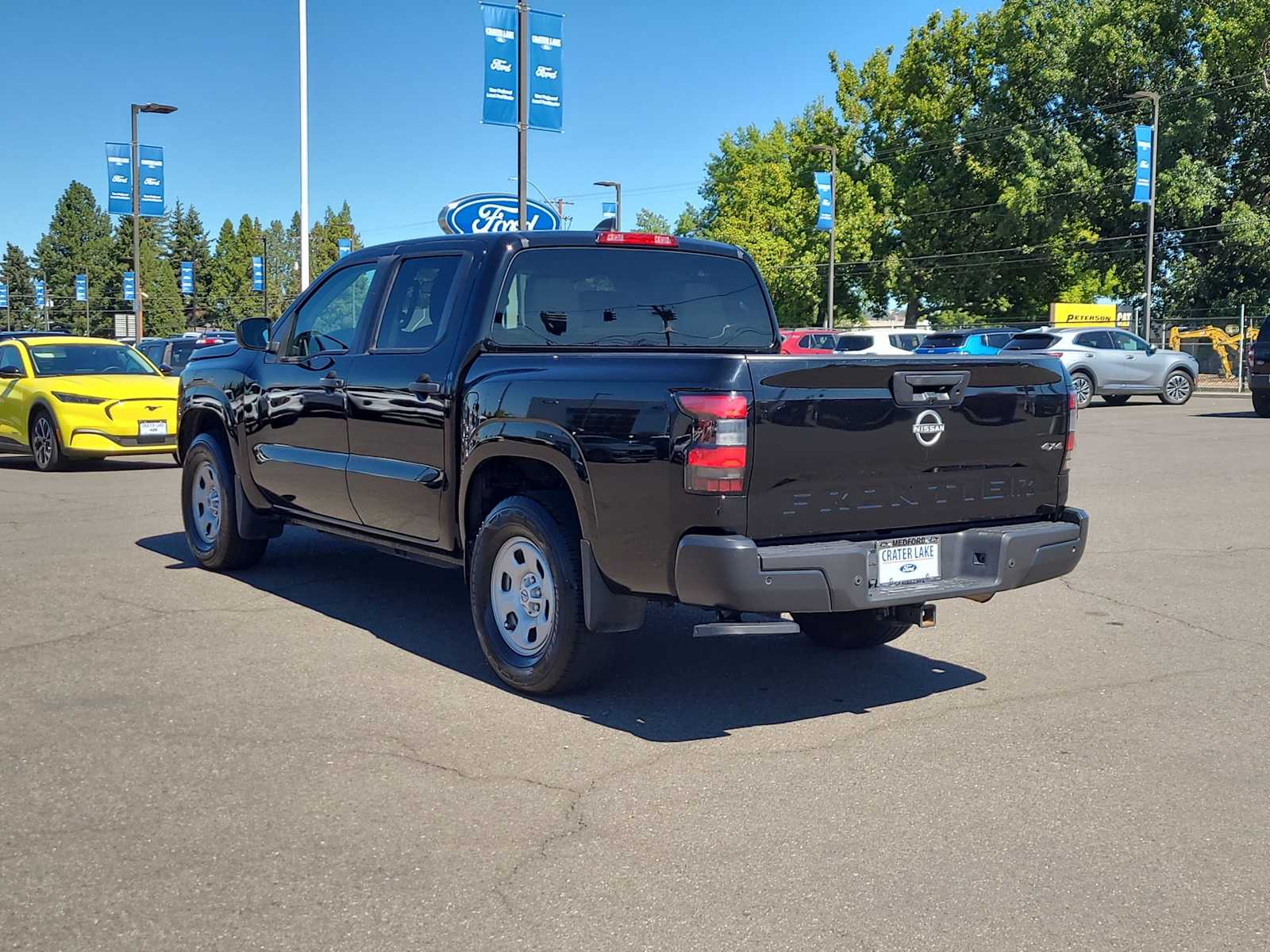 Thumbnail: 2022 Nissan Frontier - 12