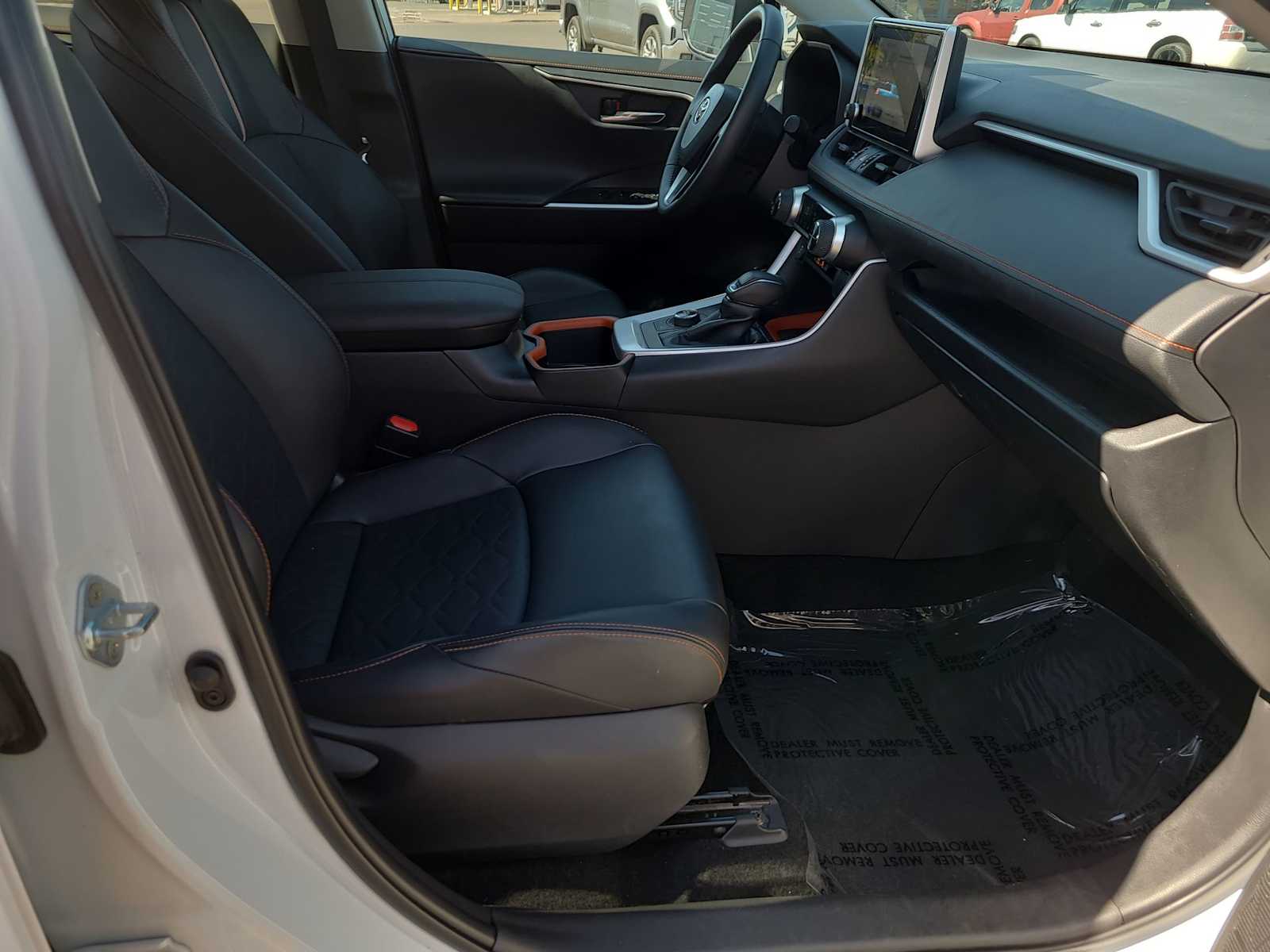 Thumbnail: 2024 Toyota RAV4 - 22