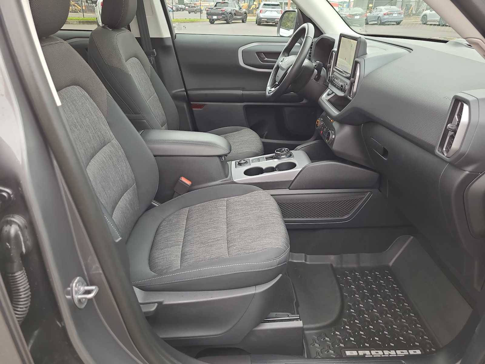 Thumbnail: 2022 Ford Bronco Sport - 22