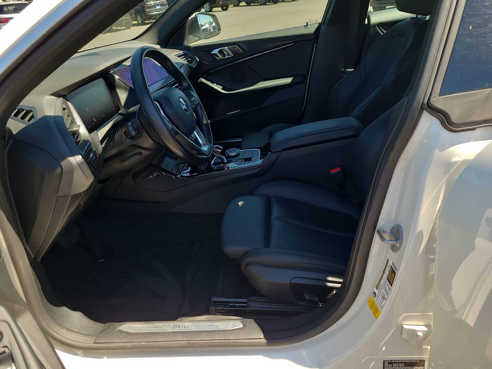 Thumbnail: 2024 BMW 2 Series - 19