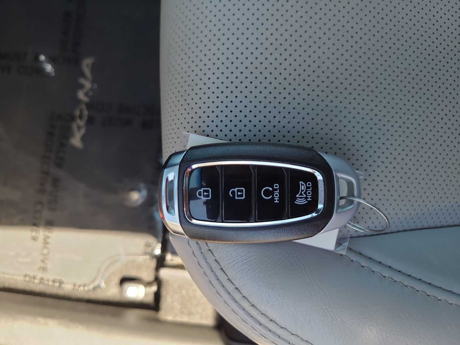 2022 Hyundai Kona Limited 28