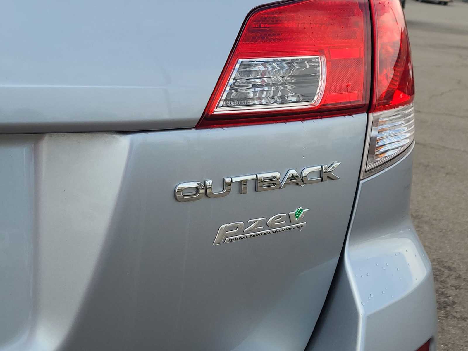 Thumbnail: 2013 Subaru Outback - 15