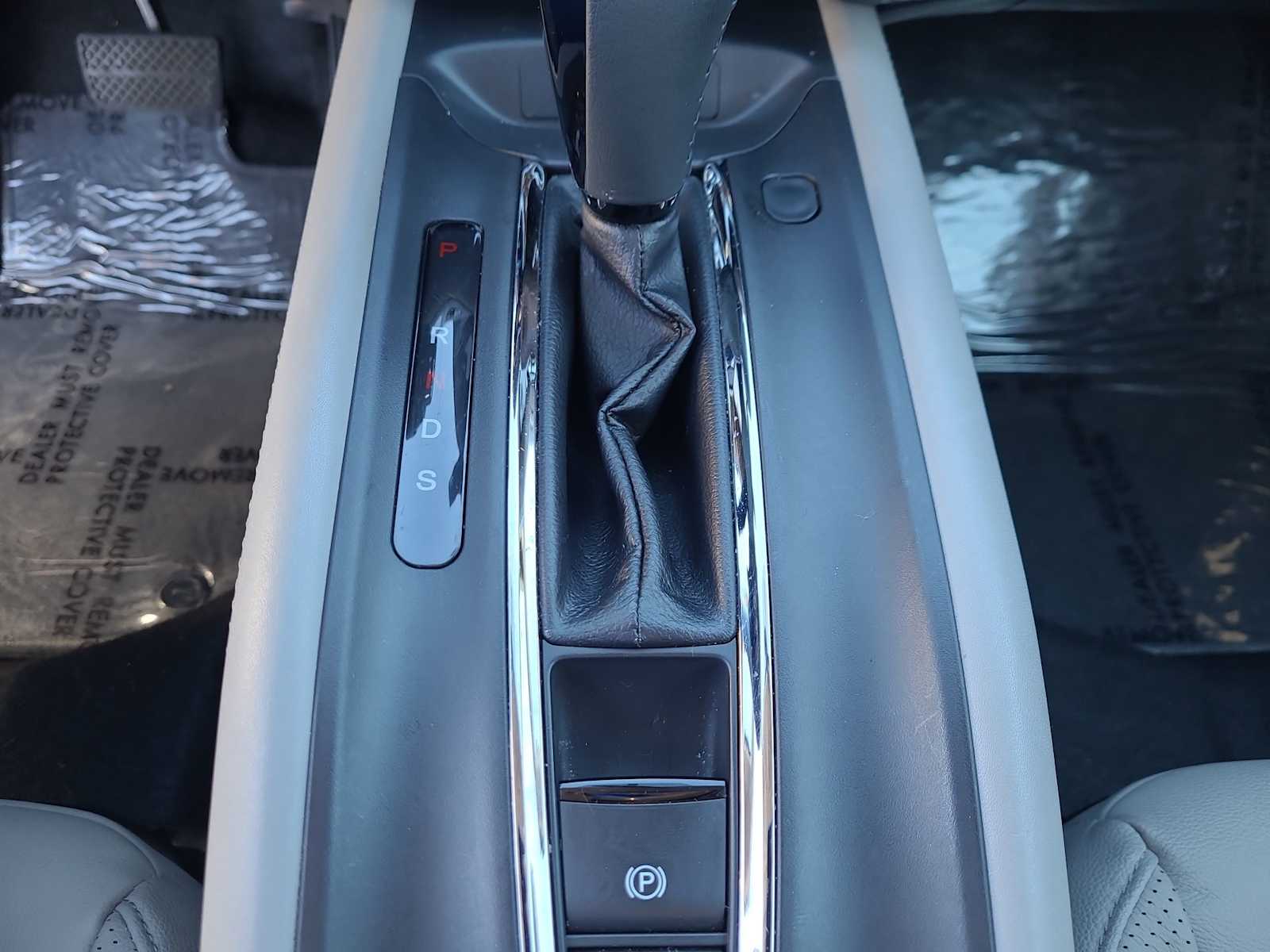 Thumbnail: 2017 Honda HR-V - 25