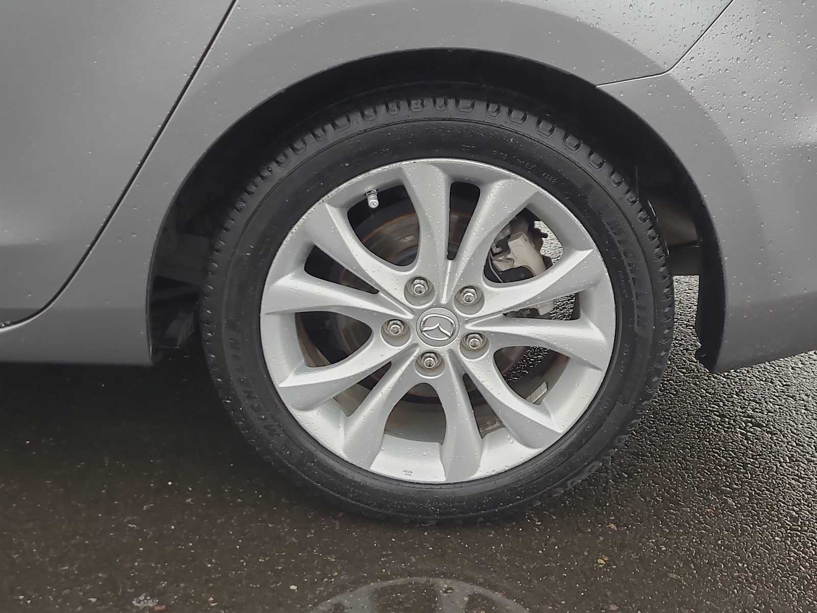 Thumbnail: 2010 Mazda Mazda3 - 16