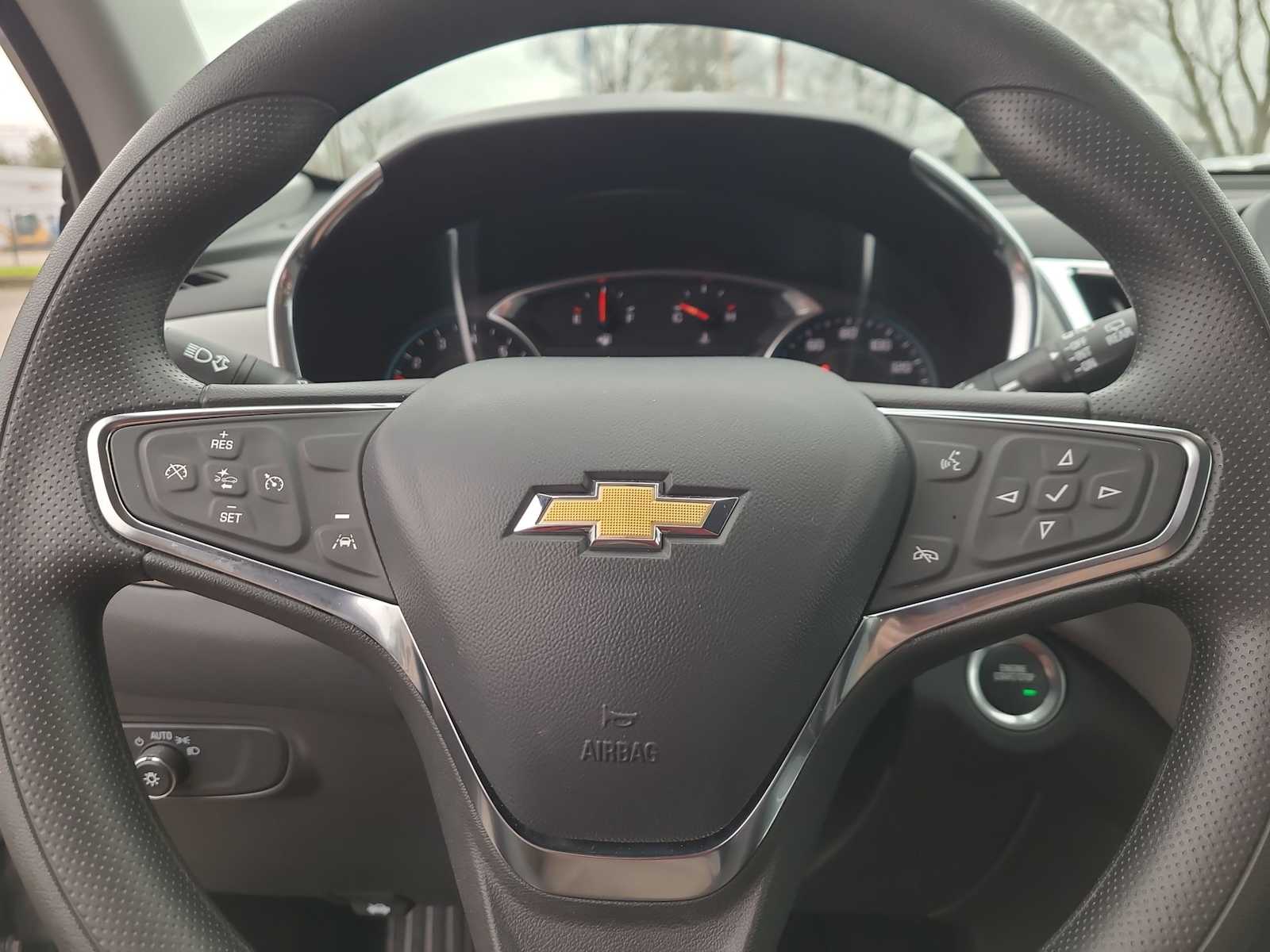 Thumbnail: 2024 Chevrolet Equinox - 23