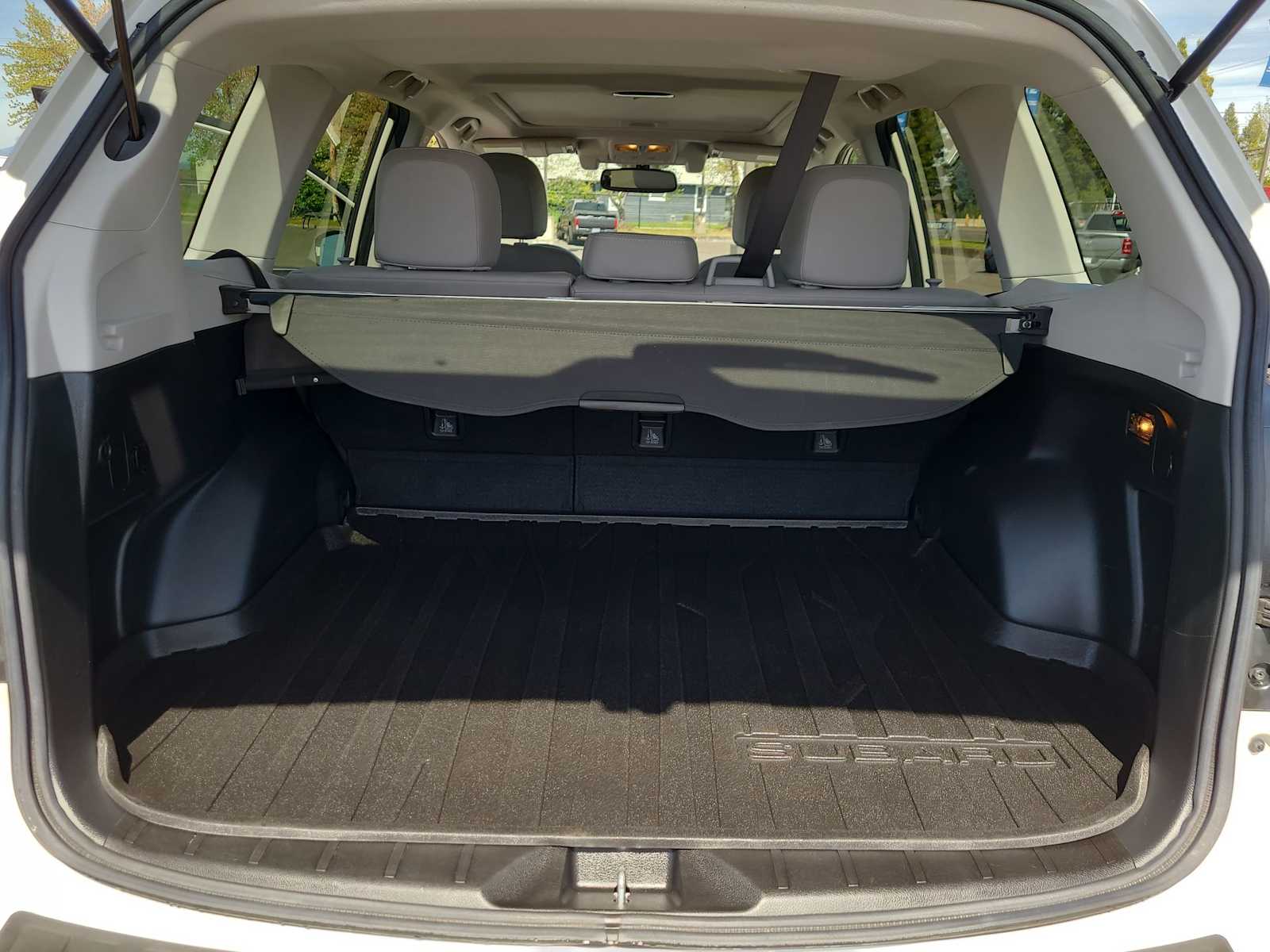 Thumbnail: 2015 Subaru Forester - 27