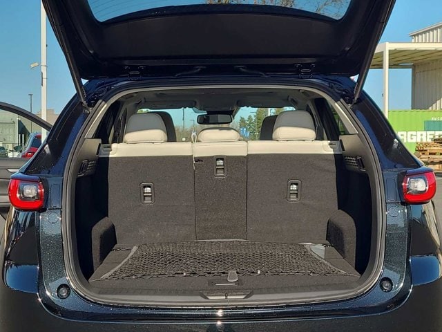 Thumbnail: 2025 Mazda CX-5 - 27