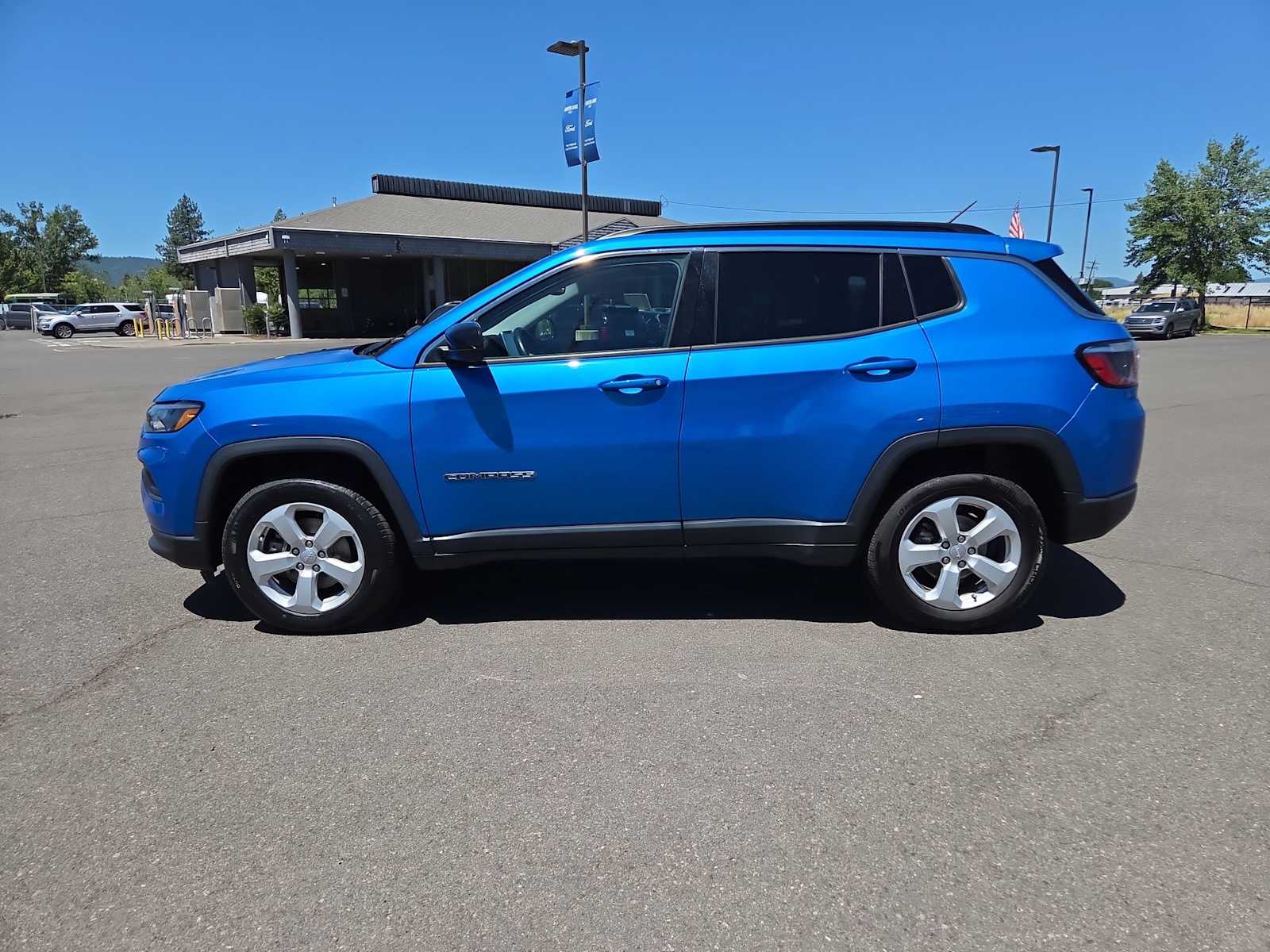 2022 Jeep Compass Latitude - Photo 11