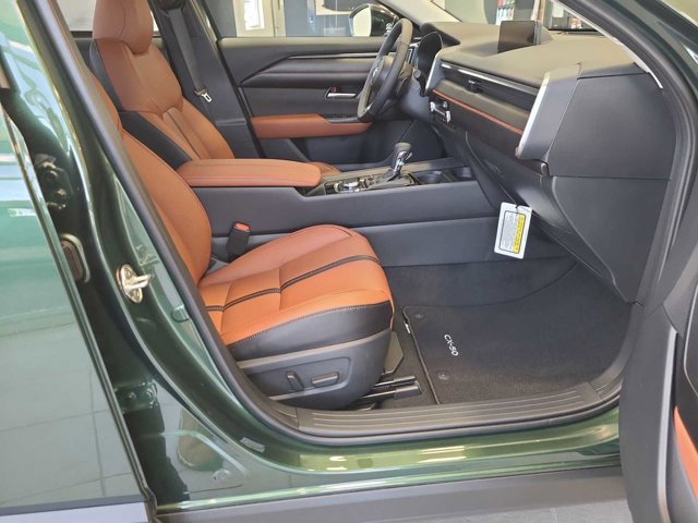 Thumbnail: 2025 Mazda CX-50 - 22