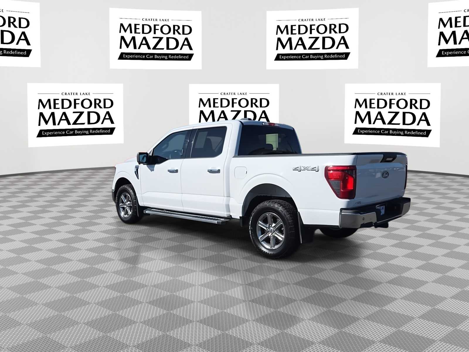 2024 Ford F-150 XLT - Photo 6