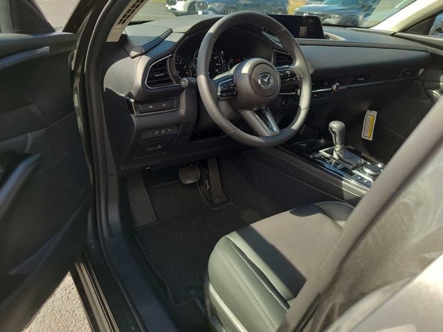 Thumbnail: 2025 Mazda CX-30 - 10