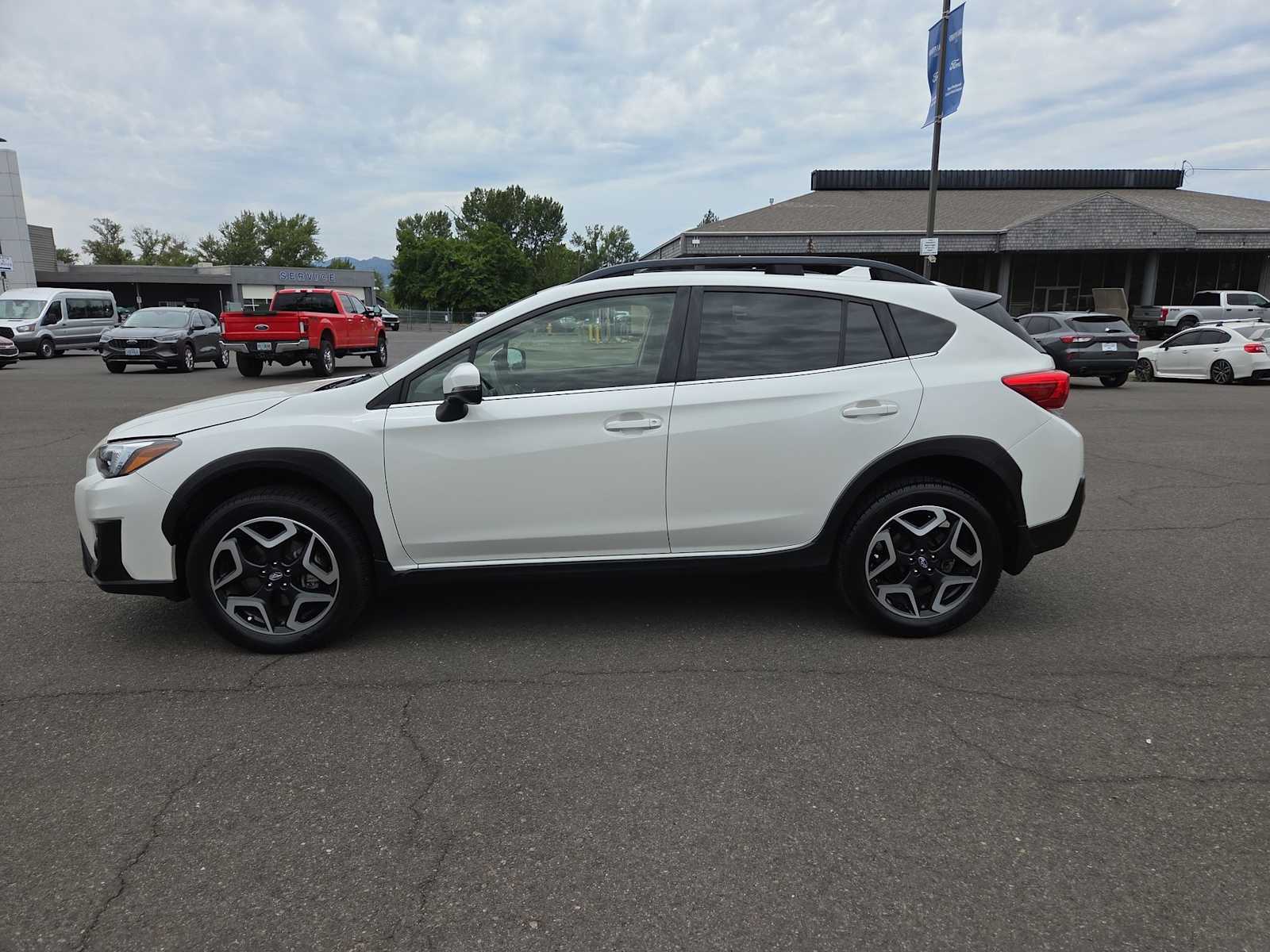 Thumbnail: 2019 Subaru Crosstrek - 10