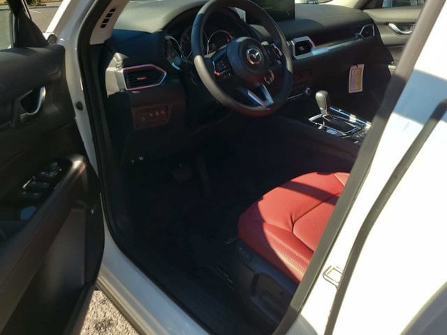 Thumbnail: 2025 Mazda CX-5 - 10