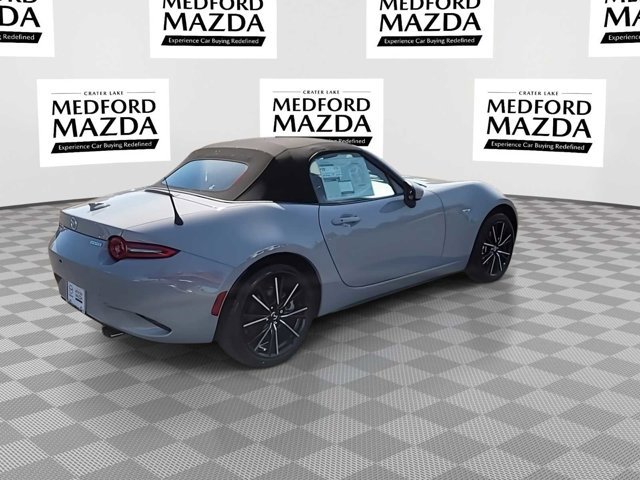 Thumbnail: 2024 Mazda MX-5 Miata - 8