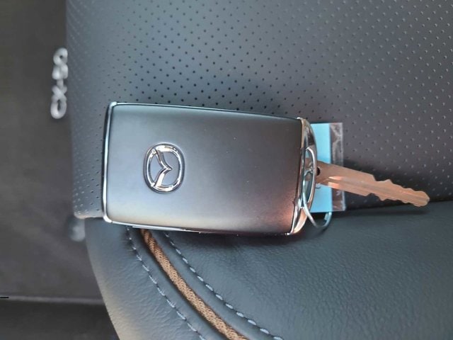 Thumbnail: 2026 Mazda CX-50 - 28